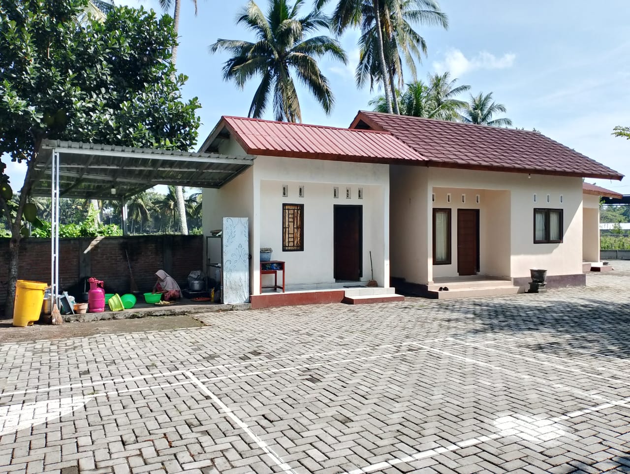 Dapur Umum Yayasan Buak Ate Kembang Mate